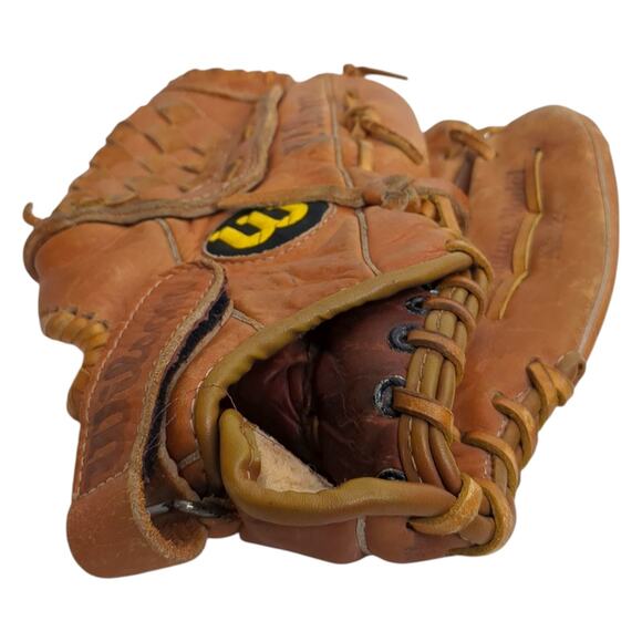 George Brett Signature Model Wilson A2124 Leather Baseball Glove RHT 12" - Picture 3 of 7